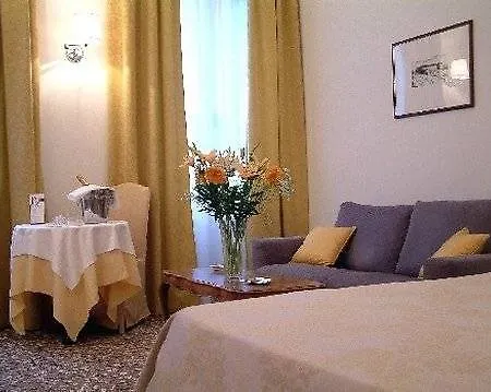 Frühstückspension Palazzo Rosa 3*