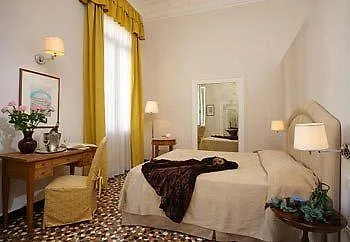 Alojamento de Acomodação e Pequeno-almoço Palazzo Rosa